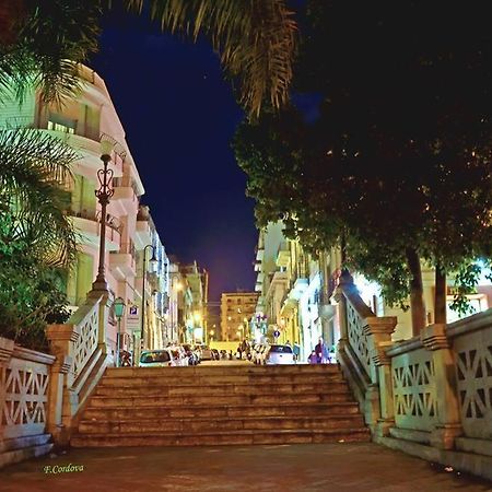 Casa di Laura Apartment Reggio di Calabria Bagian luar foto