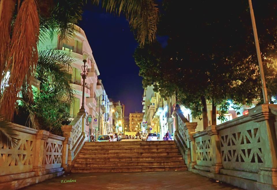 Casa di Laura Apartment Reggio di Calabria Bagian luar foto