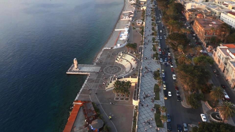 Casa di Laura Apartment Reggio di Calabria Bagian luar foto